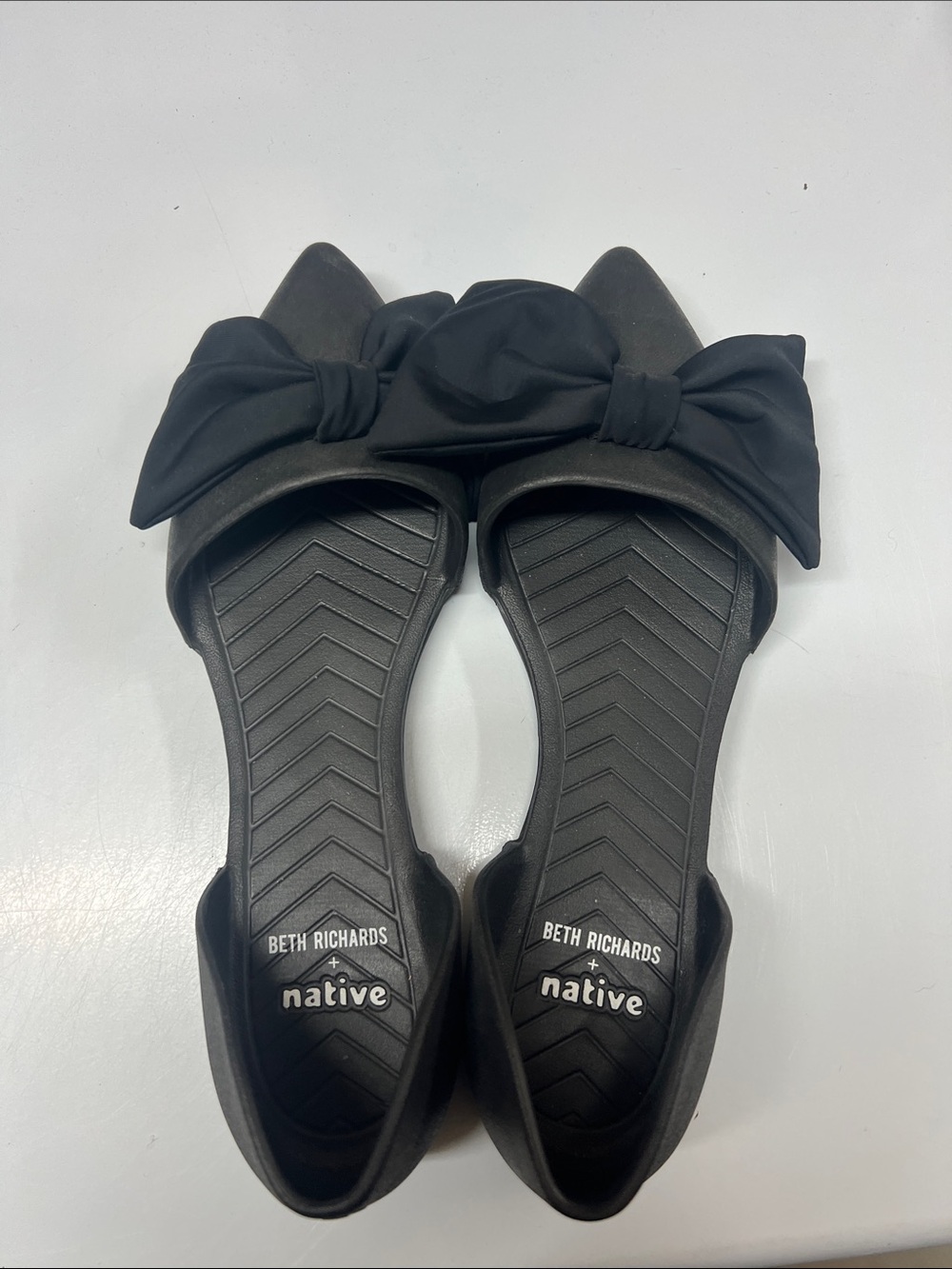 x Native Women's Black Bow Flats